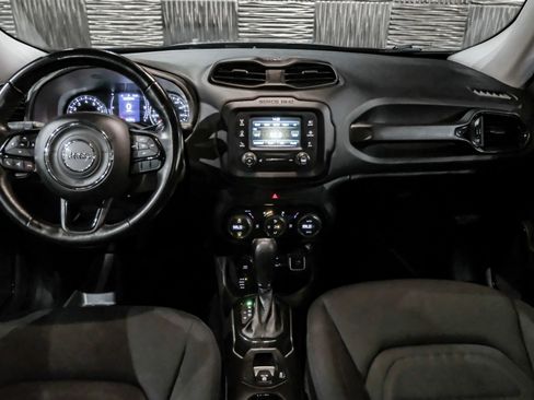 Used 2017 Jeep Renegade Altitude AWD/4WD image 14