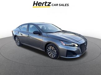 Used 2025 Nissan Altima 2.5 SV video 1