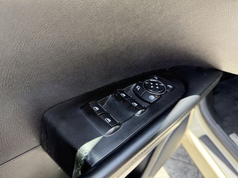 Used 2016 Lincoln MKX Premiere FWD image 11