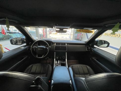 Used 2019 Land Rover Range Rover Sport Supercharged image 25