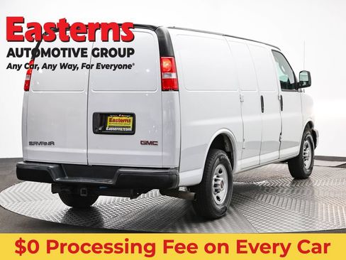 Used 2020 GMC Savana 3500 w/ Driver Convenience Package RWD image 5