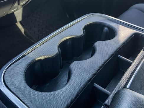 Used 2018 Chevrolet Silverado 1500 LT w/ LT Eassist Package image 32