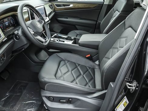 New 2026 Volkswagen Atlas SE image 22