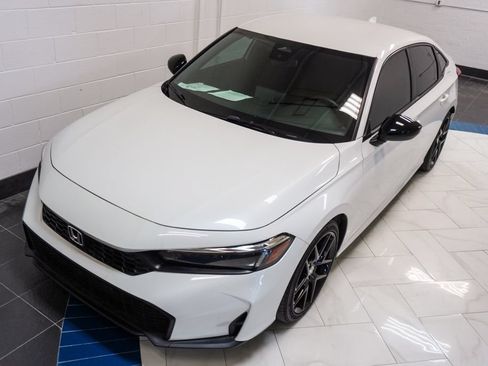 Used 2025 Honda Civic Sport image 38