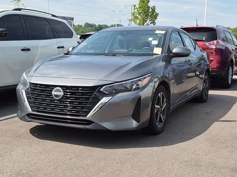 Used 2024 Nissan Sentra SV w/ All-Weather Package FWD image 4