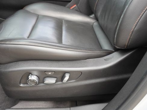 Used 2019 Cadillac XT4 Sport FWD image 21