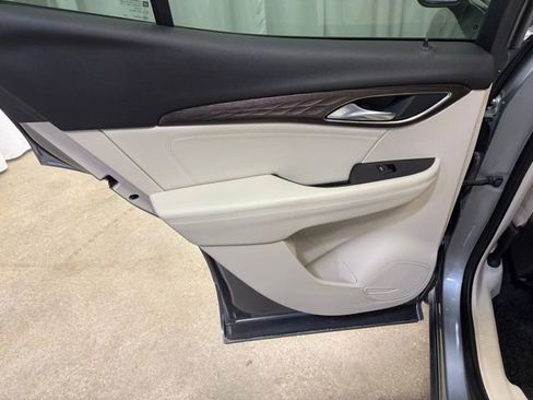 Used 2023 Buick Envision Avenir image 24