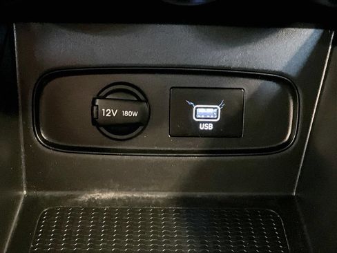 Used 2020 Hyundai Venue SE FWD image 27