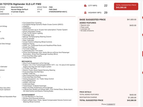 Used 2023 Toyota Highlander XLE FWD image 3