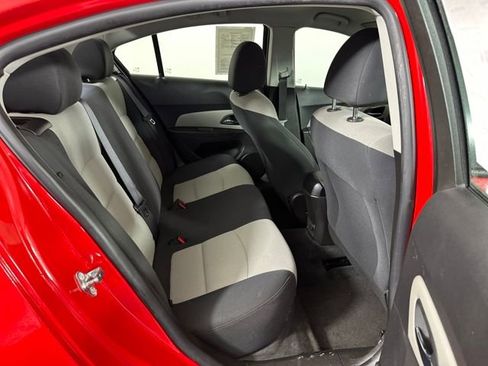 Used 2015 Chevrolet Cruze LS image 26