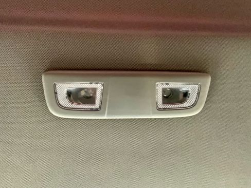 Used 2025 GMC Sierra 1500 Elevation image 53