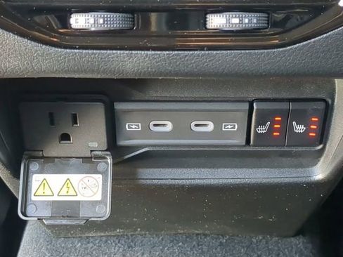 New 2026 Jeep Grand Cherokee Limited image 17