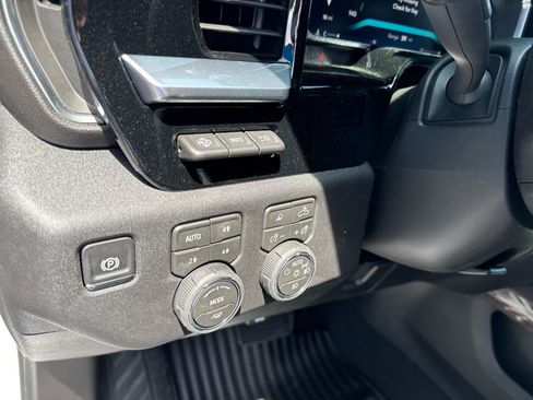 New 2026 Chevrolet Silverado 3500 LTZ w/ LTZ Plus Package AWD/4WD image 17
