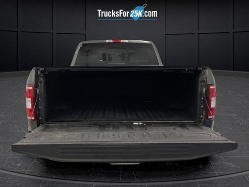 Used 2018 Ford F150 XLT w/ Equipment Group 302A Luxury AWD/4WD image 15