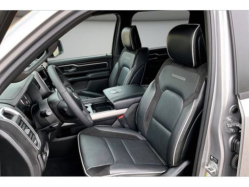 Certified 2026 RAM 1500 Laramie AWD/4WD image 24