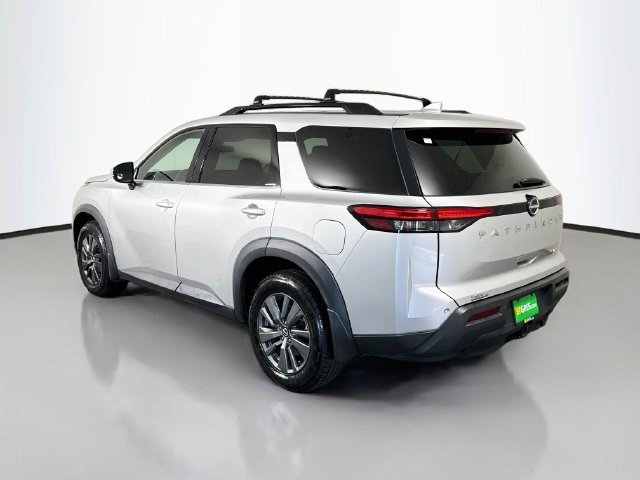 Used 2022 Nissan Pathfinder SV w/ SV Premium Package AWD/4WD image 7