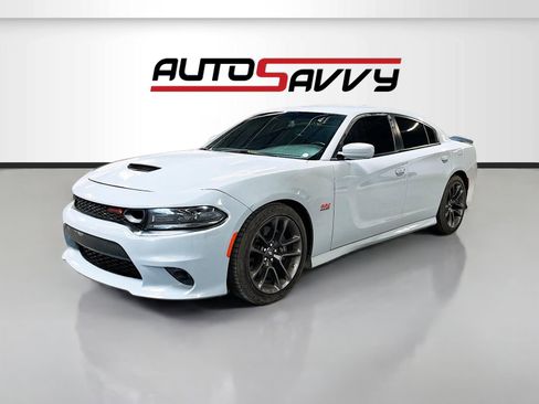 Used 2022 Dodge Charger Scat Pack RWD image 3