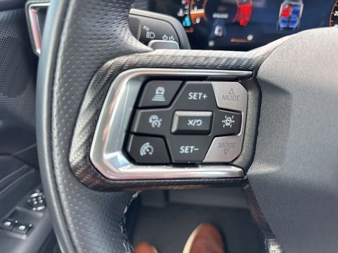 Used 2025 Ford Mustang GT Premium image 23