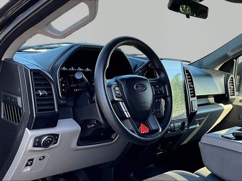 Used 2016 Ford F150 XL w/ Equipment Group 101A Mid image 18