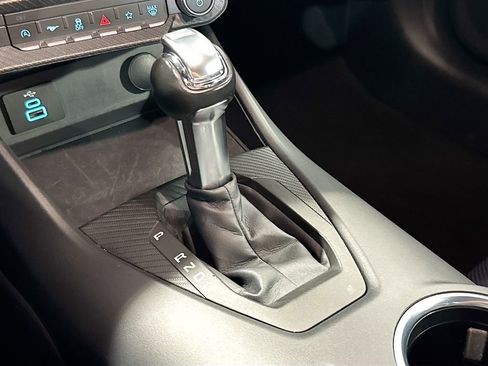 Used 2025 Ford Mustang Premium image 17