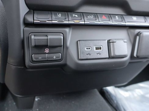 New 2026 Chevrolet Silverado 2500 Custom w/ Custom Value Package AWD/4WD image 13
