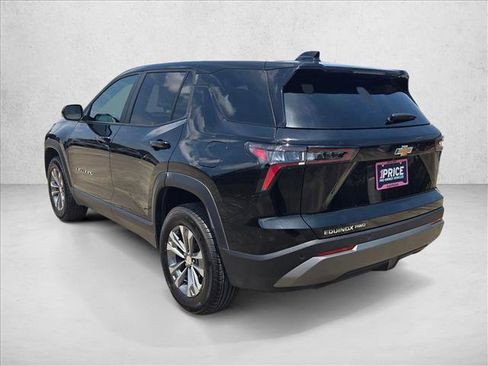 Used 2025 Chevrolet Equinox LT AWD/4WD image 8
