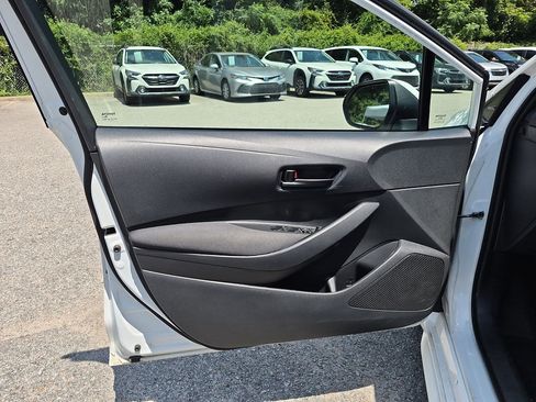 Used 2024 Toyota Corolla LE FWD image 12