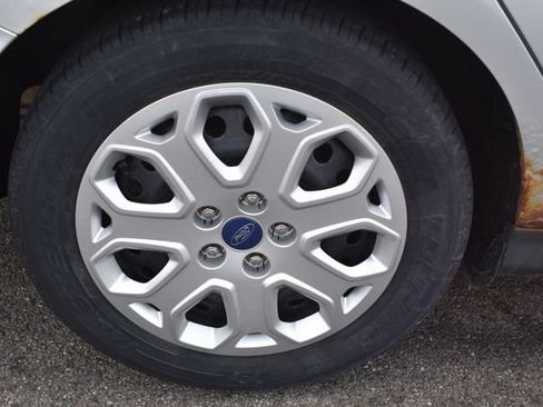 Used 2012 Ford Focus SE FWD image 36