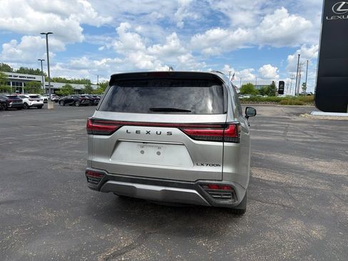 Used 2025 Lexus LX 700h Luxury w/ Appearance Package AWD/4WD image 22