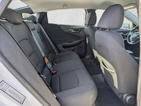 Used 2023 Chevrolet Malibu LT image 18