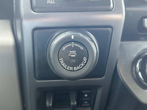Used 2016 Ford F150 XLT w/ Equipment Group 302A Luxury AWD/4WD image 31