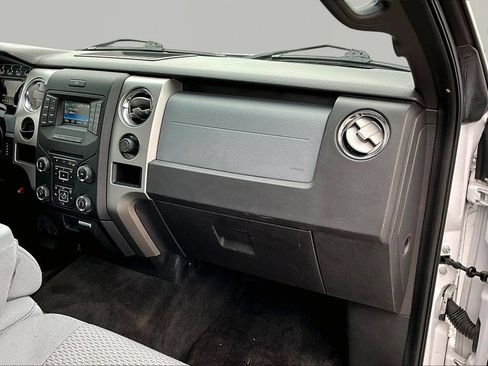 Used 2014 Ford F150 XLT w/ XLT Chrome Package RWD image 17