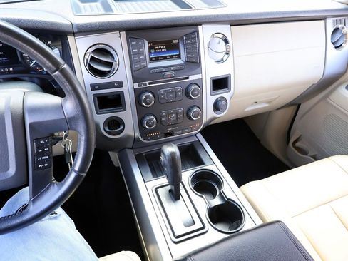 Used 2017 Ford Expedition XLT w/ Equipment Group 201A image 46