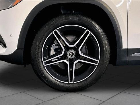 New 2026 Mercedes-Benz GLA 250 4MATIC image 17
