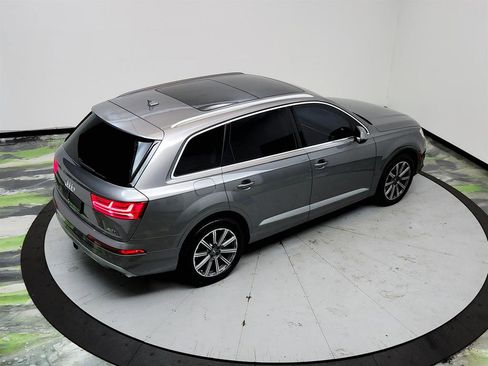 Used 2018 Audi Q7 3.0T Prestige AWD/4WD image 36