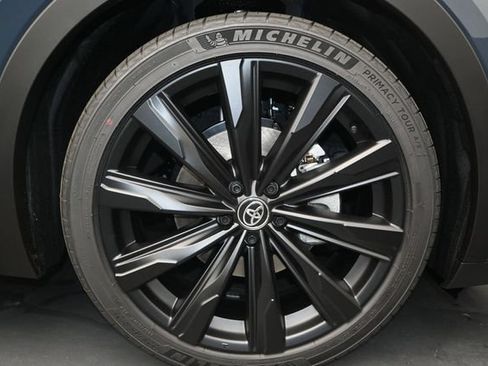 New 2026 Toyota Crown AWD/4WD image 17