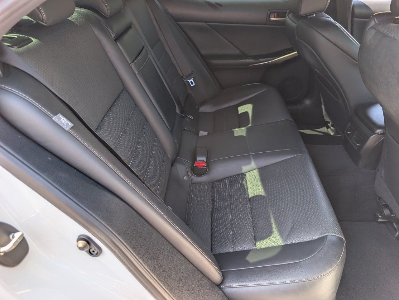 Used 2020 Lexus IS 300 F Sport w/ F Sport Package RWD image 5
