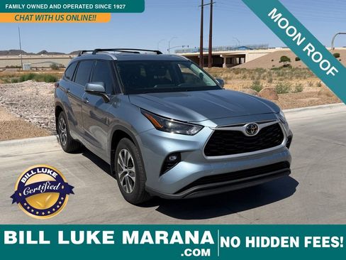 Used 2022 Toyota Highlander XLE FWD image 1
