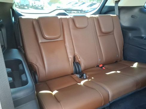 Used 2025 Subaru Ascent Touring w/ Popular Package #1 AWD/4WD image 23