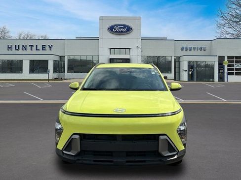 Used 2024 Hyundai Kona SEL AWD/4WD image 3