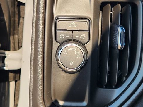 Used 2024 Chevrolet Silverado 1500 Custom w/ LPO, Dark Essentials Package RWD image 21