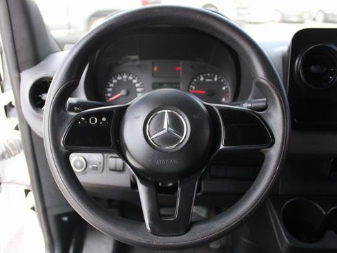 Used 2019 Mercedes-Benz Sprinter 144 Cargo image 16