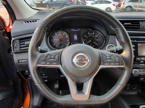 Used 2017 Nissan Rogue Sport SV w/ SV All-Weather Package image 21