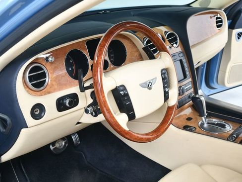 Used 2009 Bentley Flying Spur Flying Spur image 25
