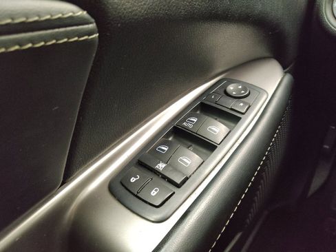 Used 2017 Dodge Journey Crossroad AWD/4WD image 27