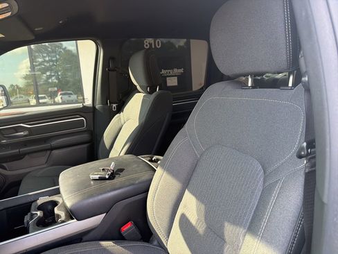 Used 2021 RAM 1500 Big Horn image 3