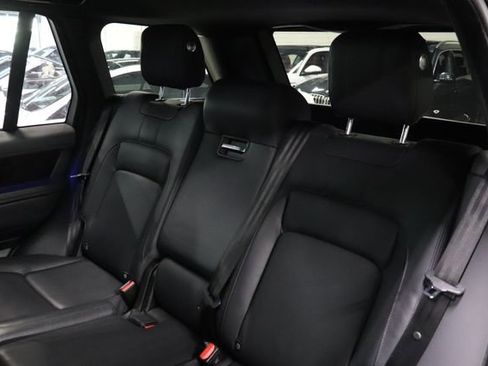 Used 2019 Land Rover Range Rover HSE AWD/4WD image 16