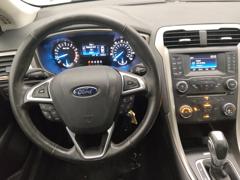 Used 2014 Ford Fusion SE w/ Equipment Group 202A FWD image 22