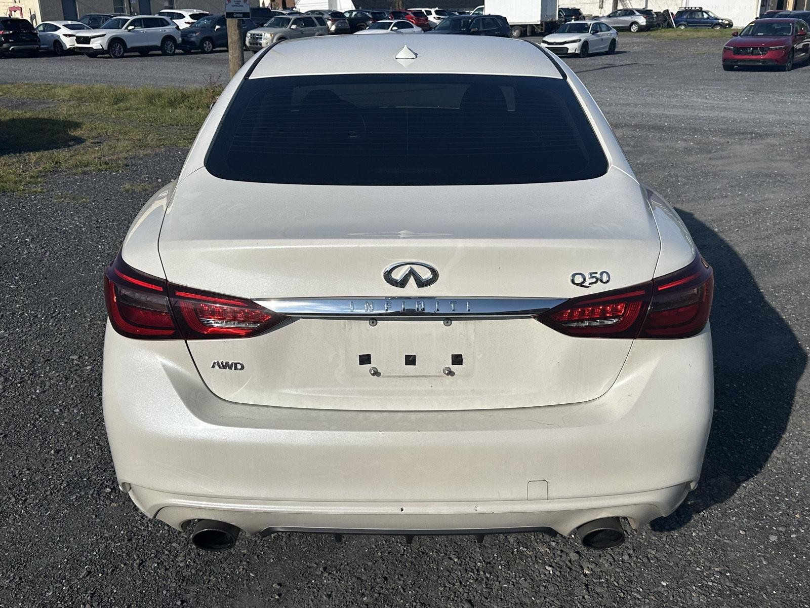 Used 2018 INFINITI Q50 Luxe w/ Essential Package (3.0T Luxe) AWD/4WD image 7