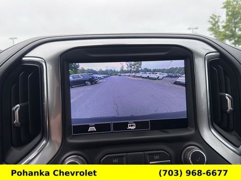 Used 2021 Chevrolet Silverado 1500 LT Trail Boss w/ Convenience Package II AWD/4WD image 17